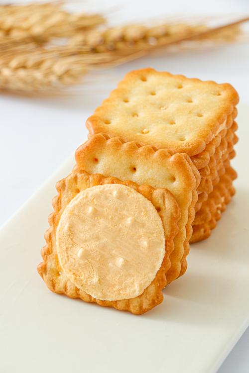 “咔嚓”一声，开启童趣小食光——饼干产品拍摄解析